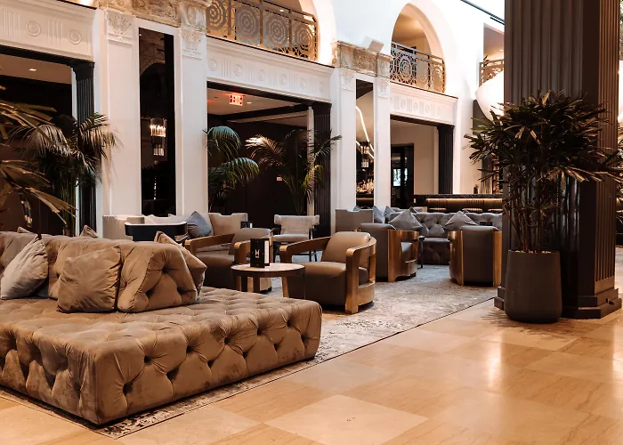 Boutique hotel only: The Mayfair Hotel Los Angeles