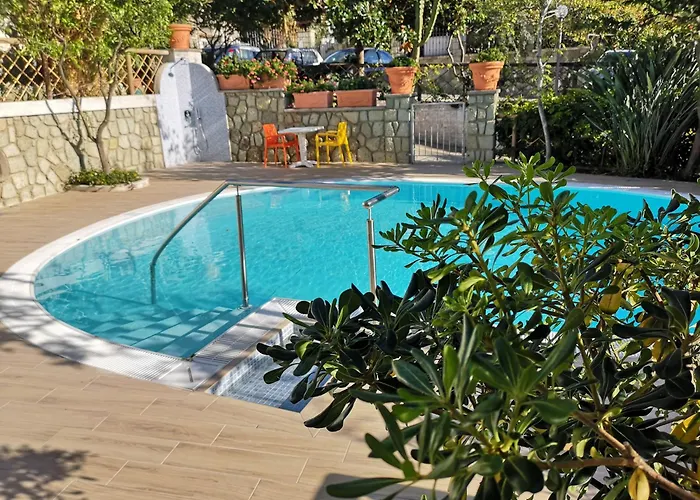 Hotel Ping Pong: Aparthotel Villa Marinù