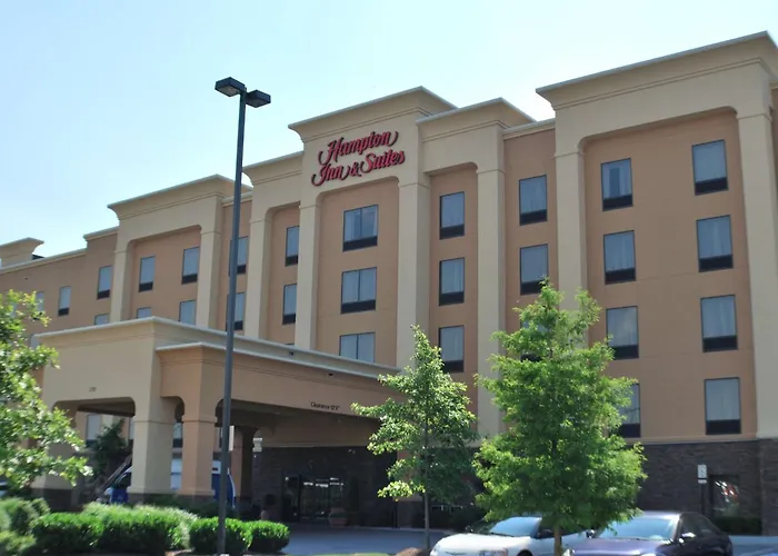 Hampton Inn & Suites Nashville At Opryland