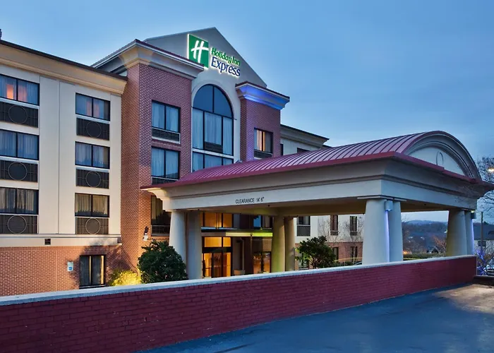 Holiday Inn Express & Suites -Downtown By Ihg