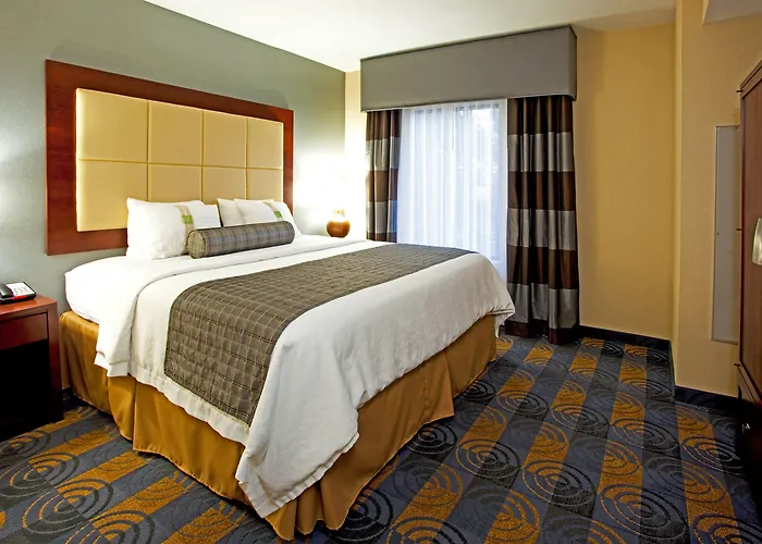 Holiday Inn & Suites Stockbridge-Atlanta I-75 By Ihg