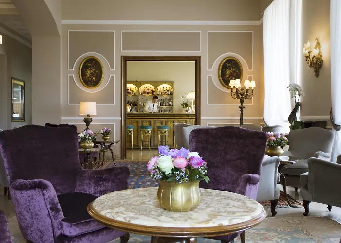 5 star hotel: Grand Hotel Miramare