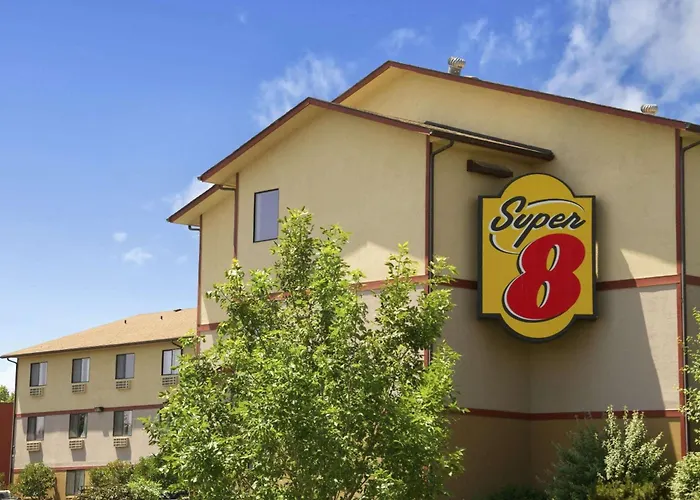 Family Hotel: Super 8 By Wyndham Kennewick