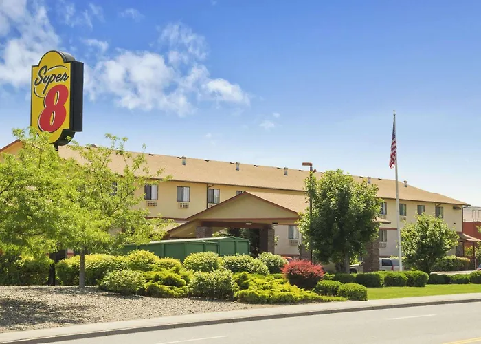 Family Hotel: Super 8 By Wyndham Kennewick