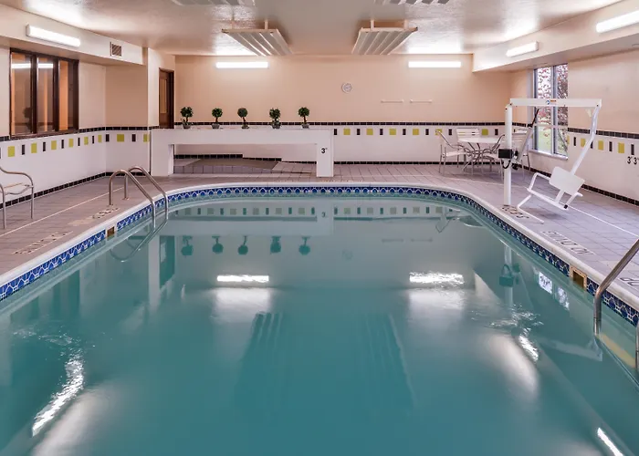 Motel: Red Roof Inn & Suites Danville, Il