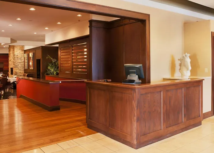 Hotel with view: Doubletree By Hilton Collinsville/St.Louis