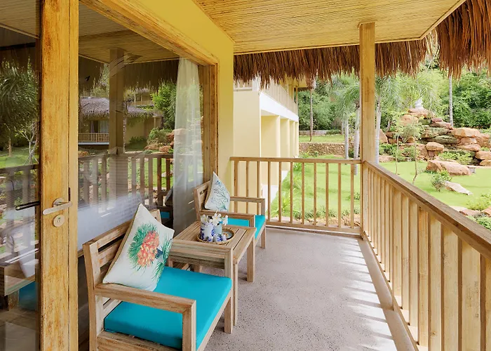 Airport Hotel: Lahana Resort Phu Quoc & Spa