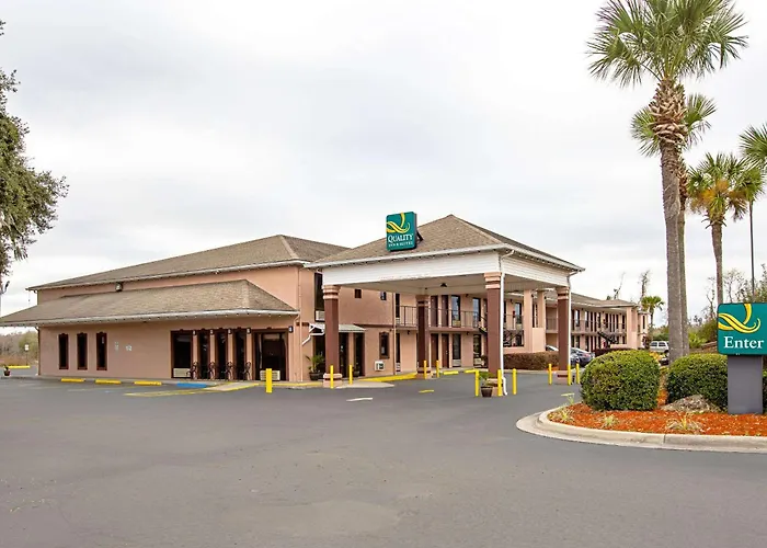 Hotel: Quality Inn & Suites Live Oak I-10 Exit 283