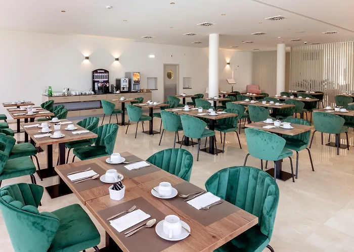 Hotel de 4 estrelas: Oporto Airport & Business Hotel