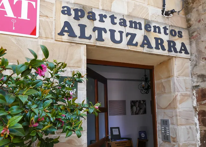 Apartamentos Rurales Altuzarra
