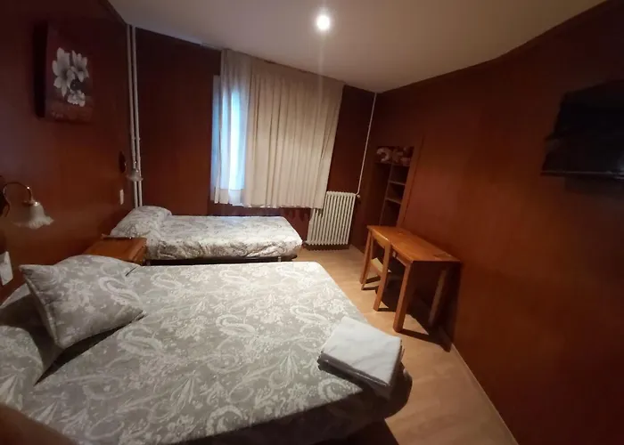 Hotel barato: Hostal Porta De Núria