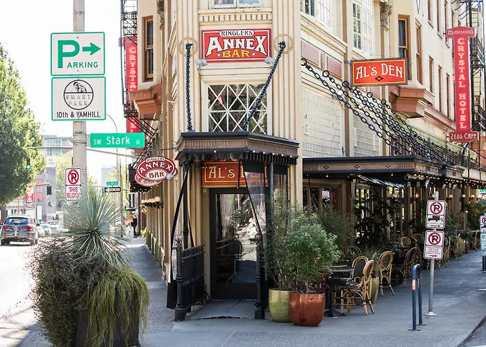 Mcmenamins Crystal Hotel