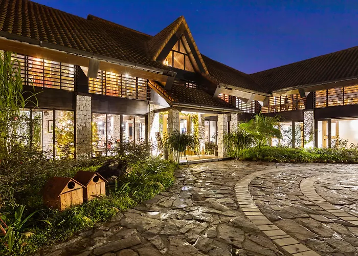 Family Hotel: Sapa Jade Hill Resort & Spa