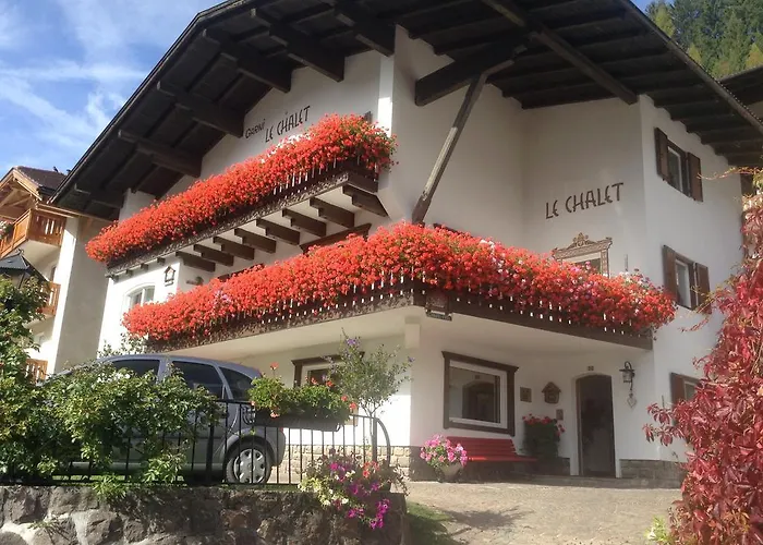 Albergo centrale: Garni Le Chalet