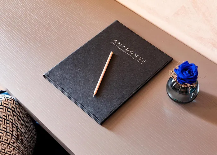 Hotel di lusso: Amadomus Luxury Suites