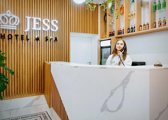 Jess & Spa Old Town