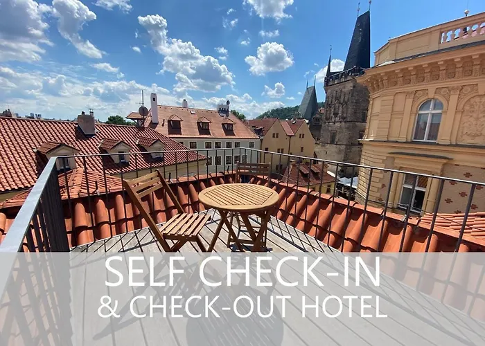 Hôtel accueillant les animaux: Charles Bridge Heritage Suites By Salvator Hotels