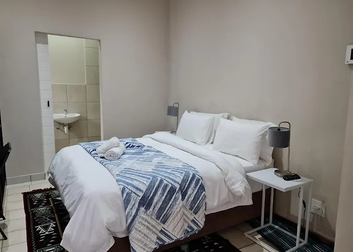 Family Hotel: The Hide On Tindale