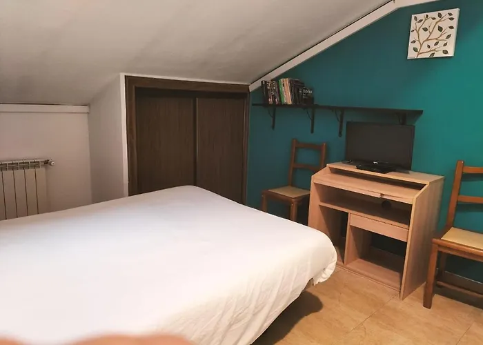Hotel de 3 estrellas: Hostal El Descanso