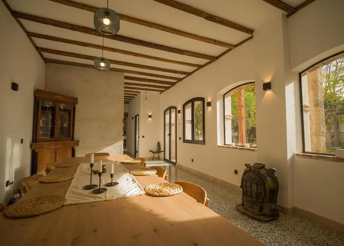 Hotel familiar: Casa de los Mendoza - Casa Solariega en el casco histórico