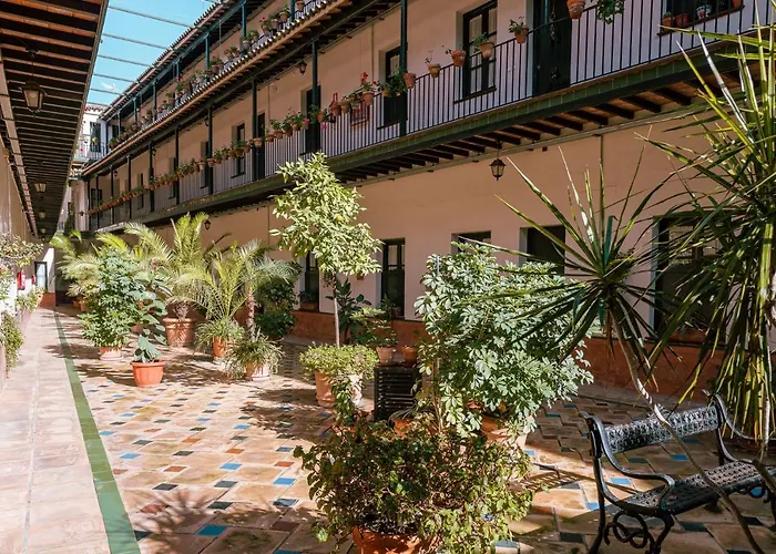 Apartamento: Apartamento Con Encanto En Patio Sevillano