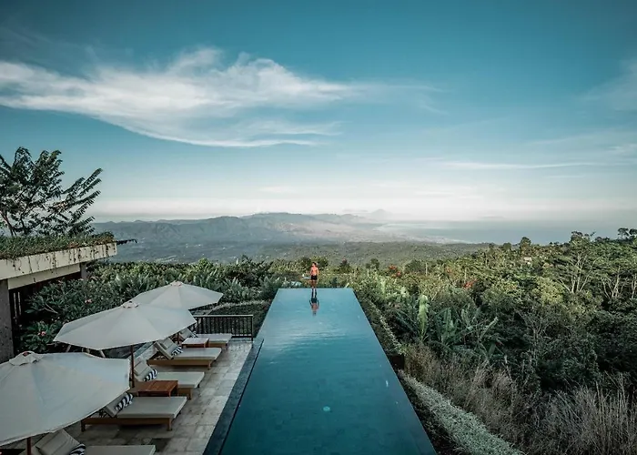  Munduk Moding Plantation Nature