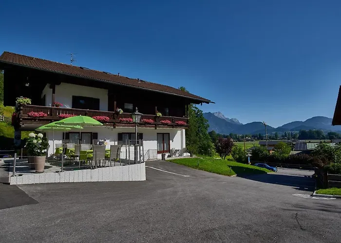 Ferienvermietung: Ferienwohnungen Berganemone