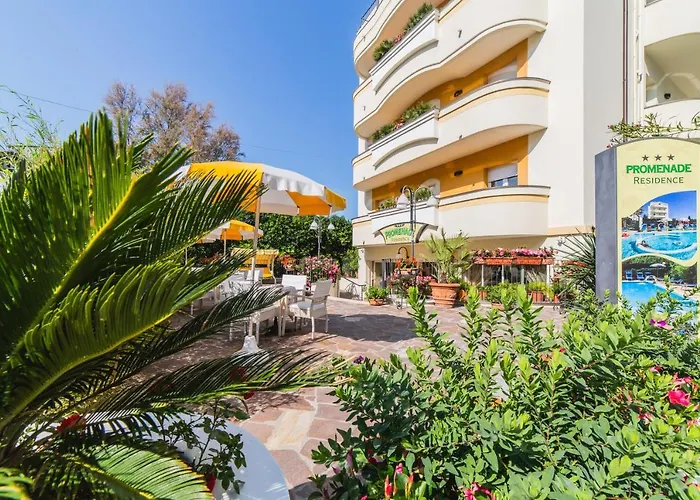 Hotel Con Piscina Residence Promenade