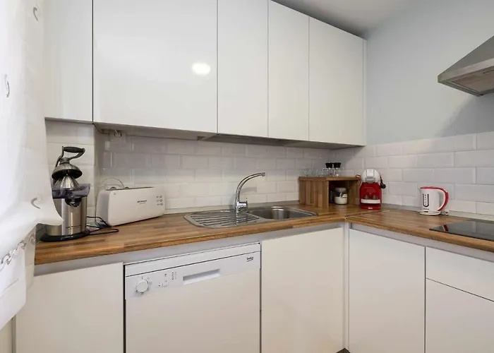 CASA MARTA Garaje Gratis