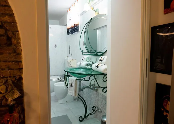 Le Streghe Rooms E Art, Centralissimo Con Garage Su Richiesta
