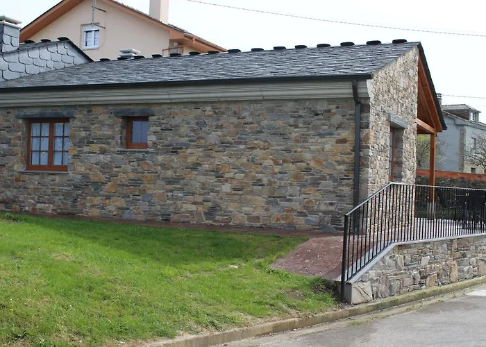 Apartamentos Casa Cerolleiro