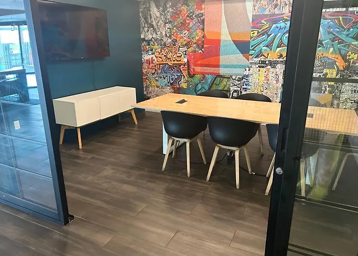 Luxury Apartment In Downtown Las Vegas