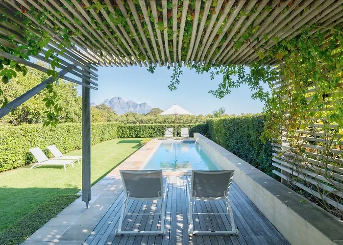 Villa: La Chataigne Wines & Guest Cottages