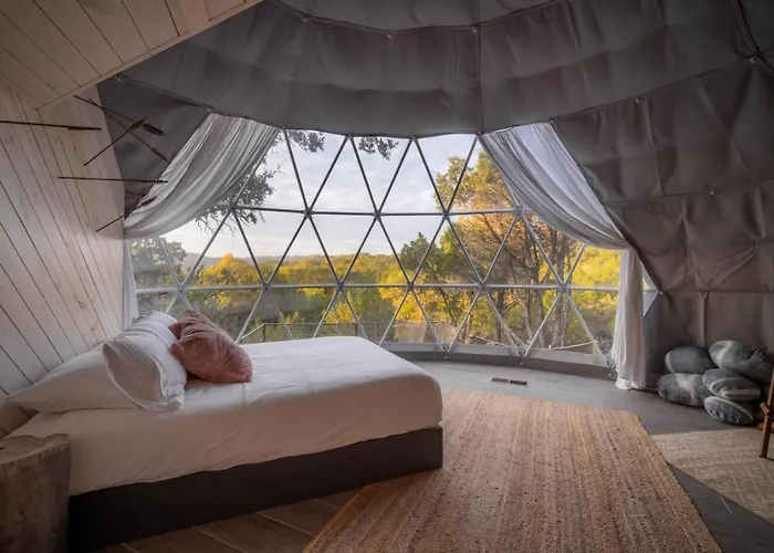 Pet Friendly hotel: Missing Hotel