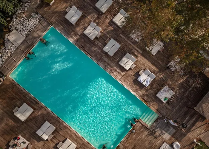 Nabi Resort Glamping & Spa Castel Volturno