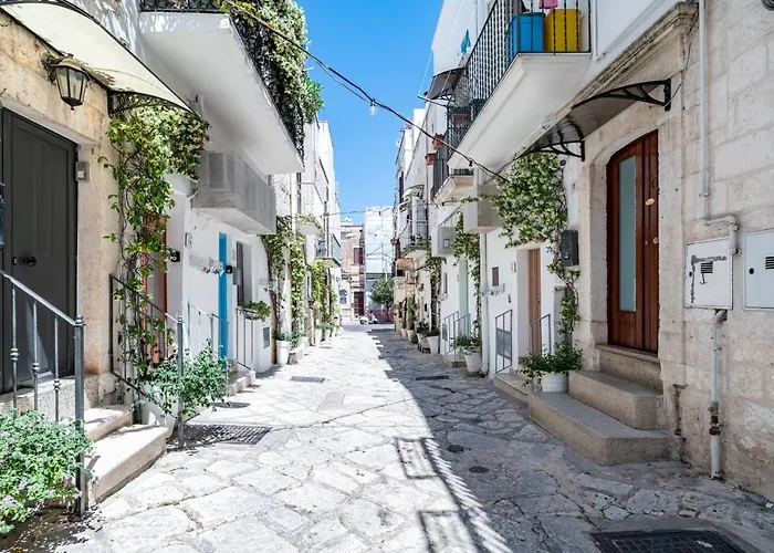 Vico di Ostuni Apartments by Typney