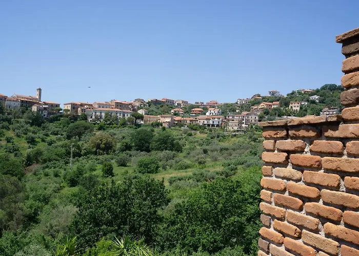 Hotel con piscina: Locanda Le Tre Sorelle