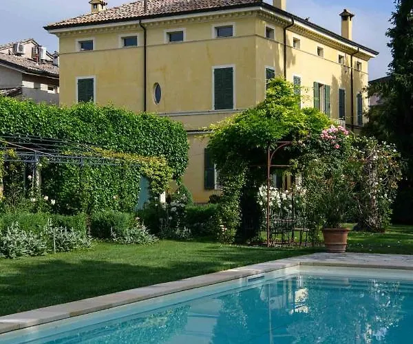Hotel Con Piscina Villino Di Porporano