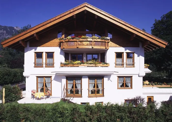 Ferienvermietung: Haus Lupfer