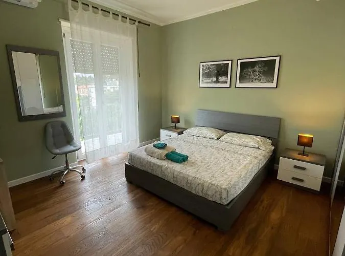 T-Rooms