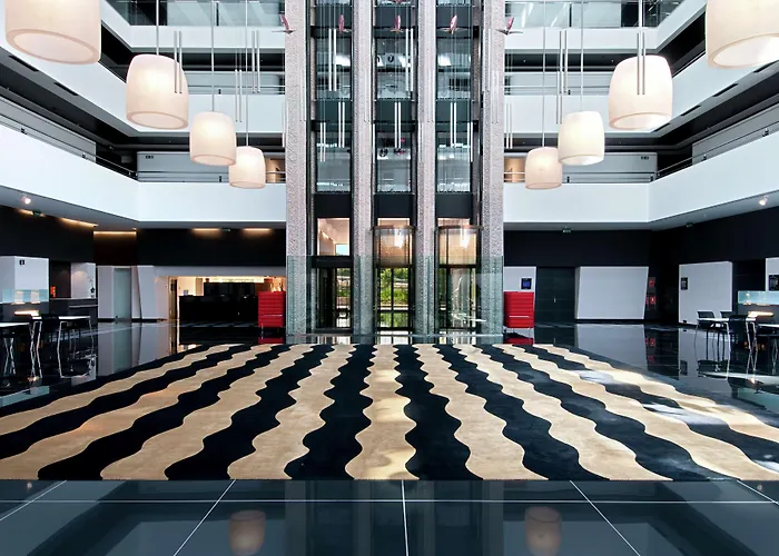 Hotel con tenis: Hilton Madrid Airport