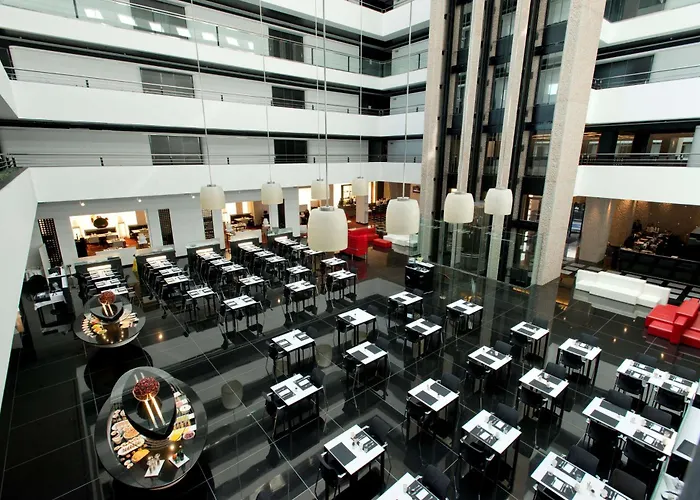 Hotel con tenis: Hilton Madrid Airport