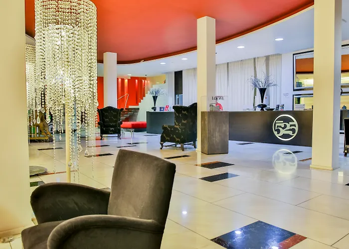 Hotel 525