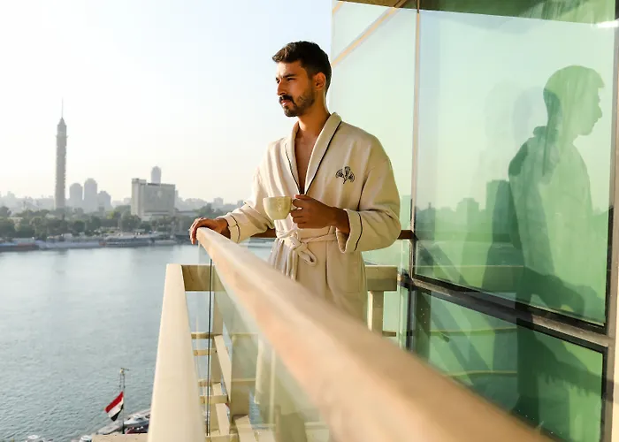 Hotel mit Pool: Kempinski Nile Hotel, Cairo