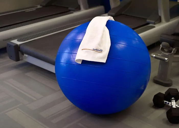 Self catering: Sonesta Es Suites Birmingham