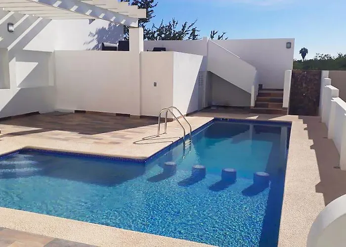 Cheap hotel: Bahia Marina Departamentos