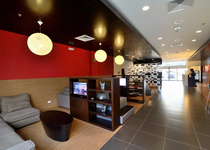 Holiday Inn Express By Ihg