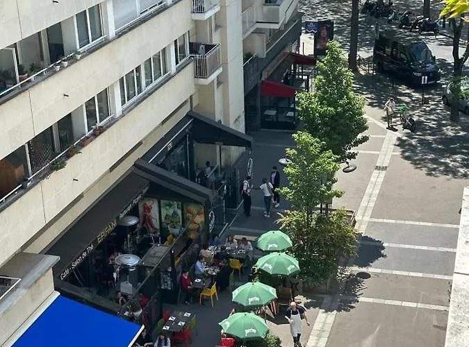 Eiffel Tower Apartment