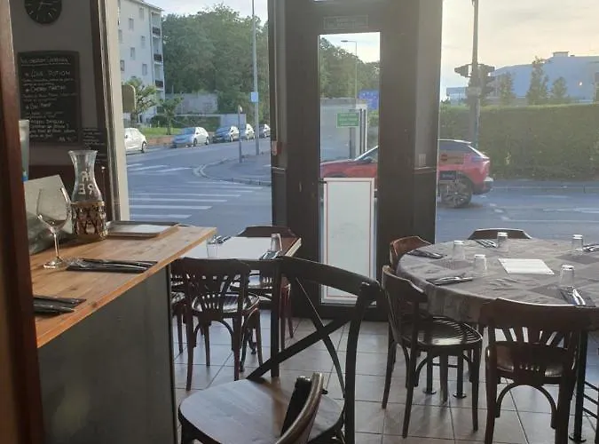 Hôtel accueillant les animaux: Hotel Aux Bons Amis