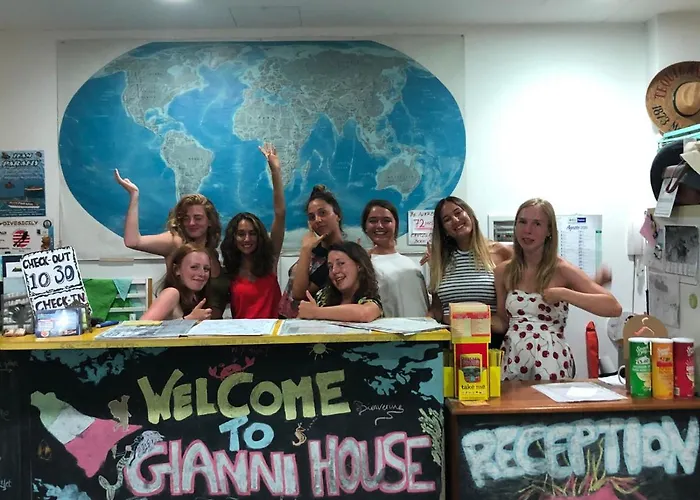 Gianni House Backpackers Hostel